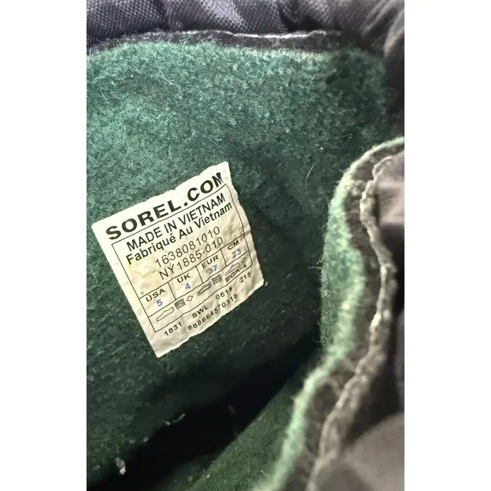 Sorel Boys' Blue and Black Winter Boots Size 5 Big Kid